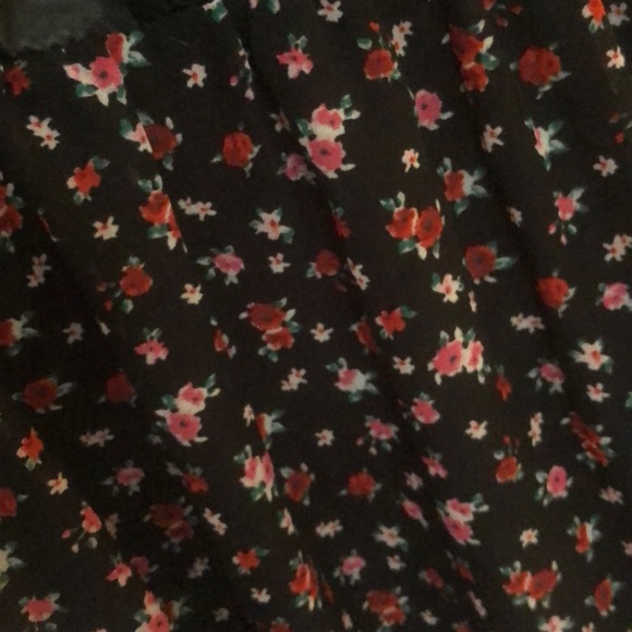 Sleeveless dress - Picture 4 of 5